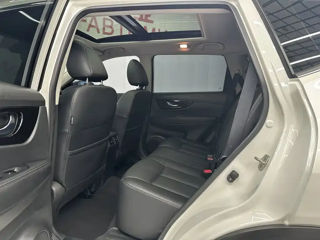Nissan X-Trail 2023 из CN, фото 5