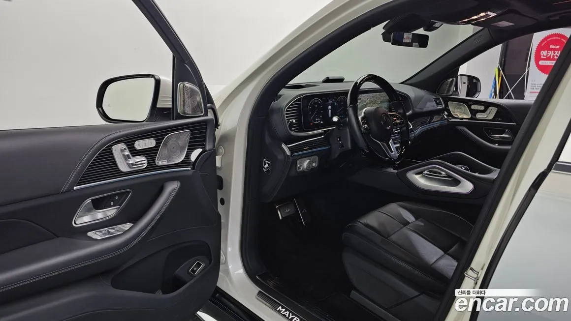 Mercedes-Benz GLS-Class — фото 10