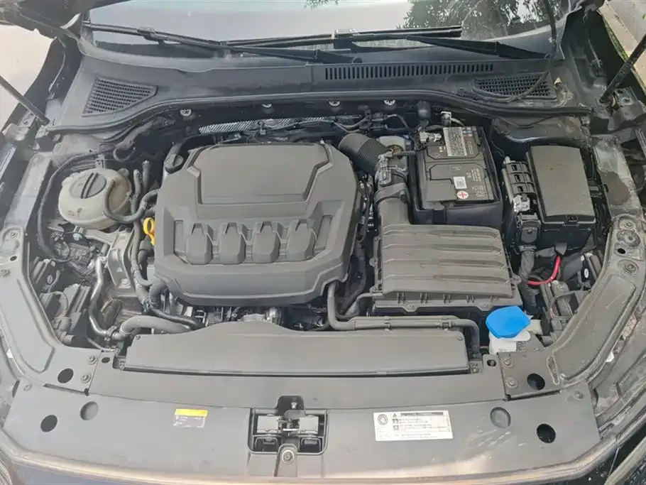 Volkswagen Passat 2023 из CN, фото 10