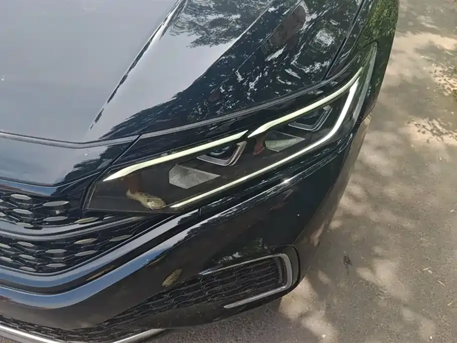 Volkswagen Passat 2023 из CN, фото 5