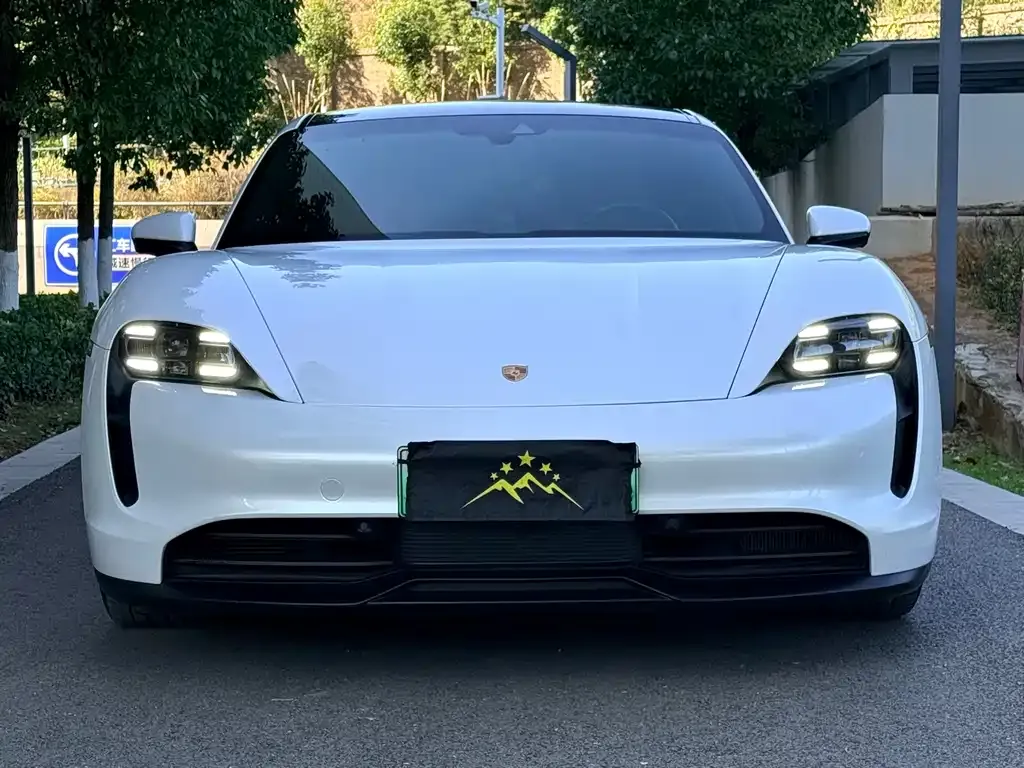Porsche Taycan 2021 из CN, фото 2