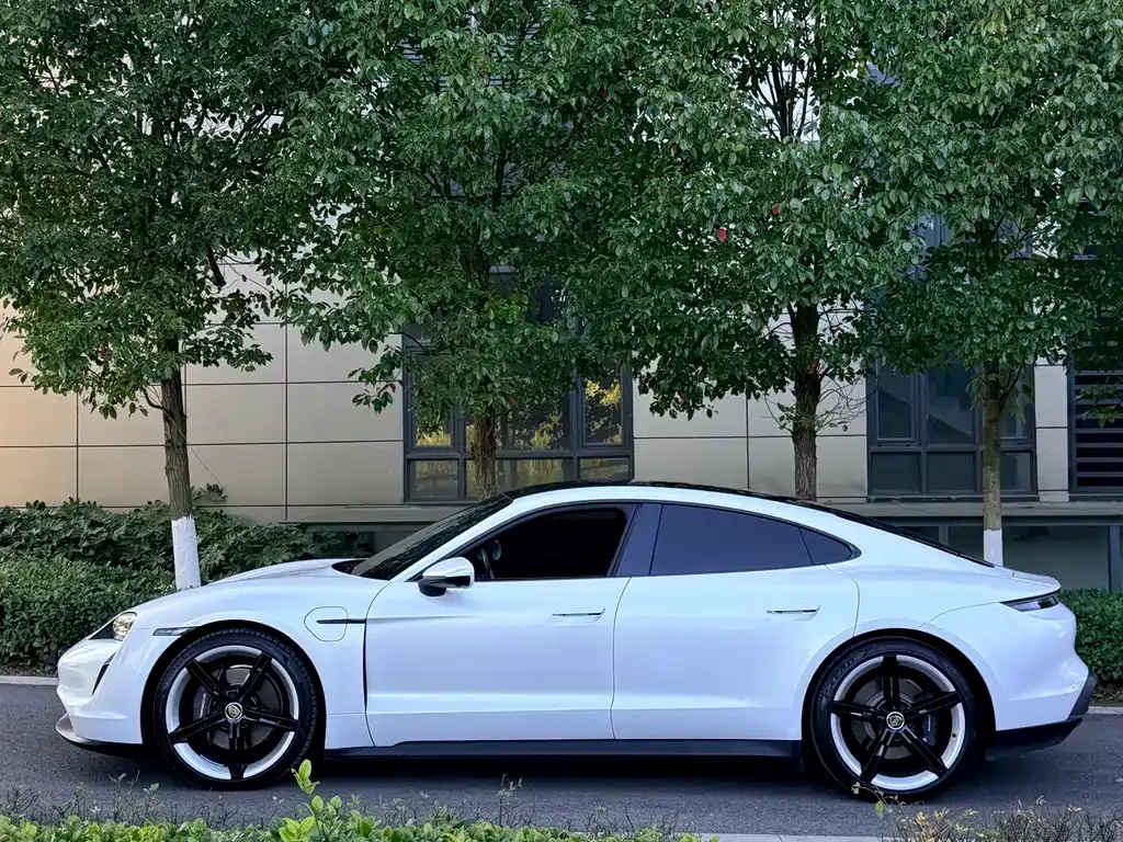 Porsche Taycan 2021 из CN, фото 4