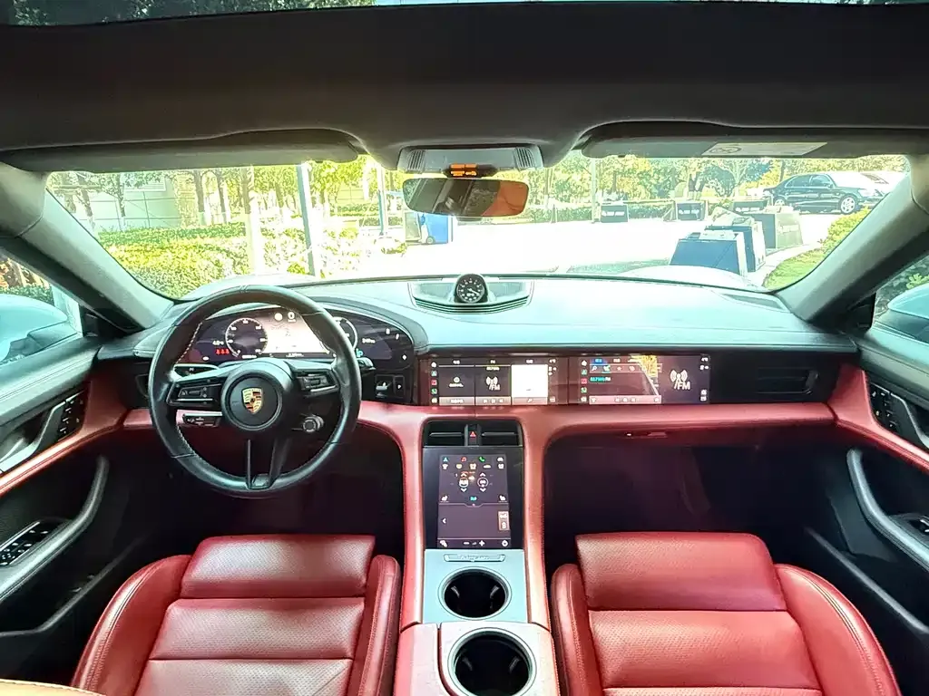 Porsche Taycan 2021 из CN, фото 8