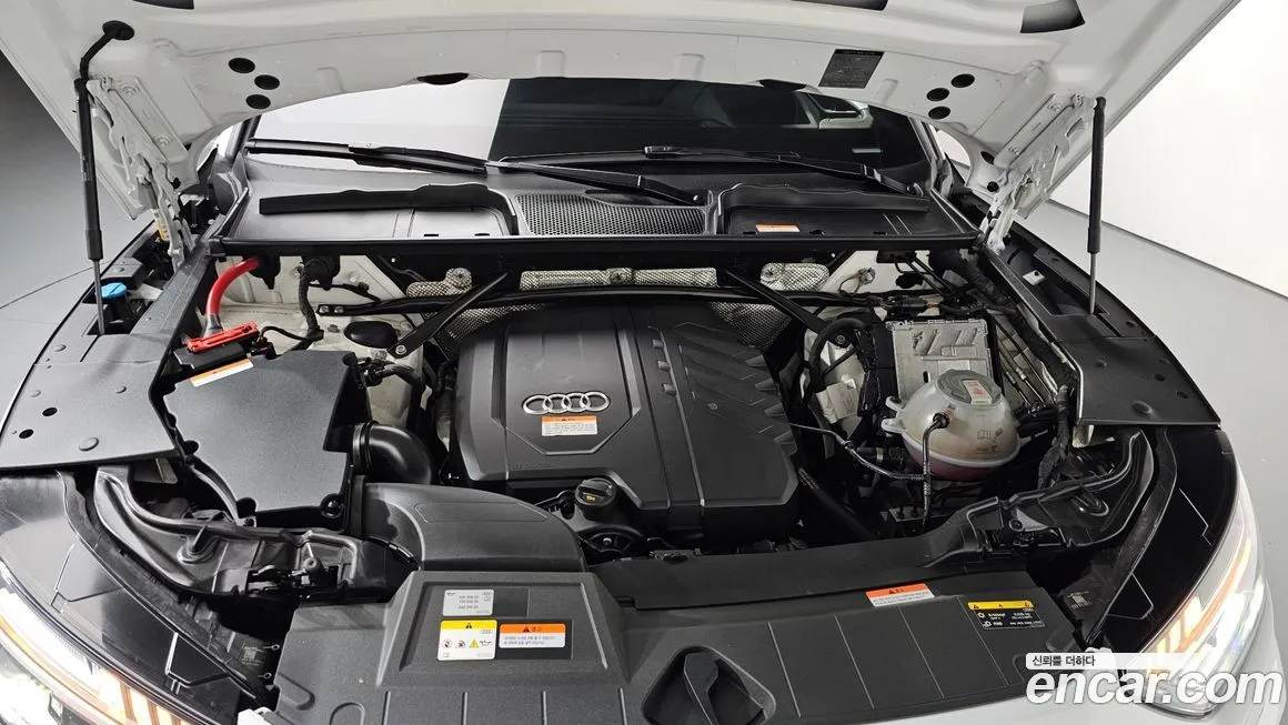 Audi Q5 2023 из KR, фото 6