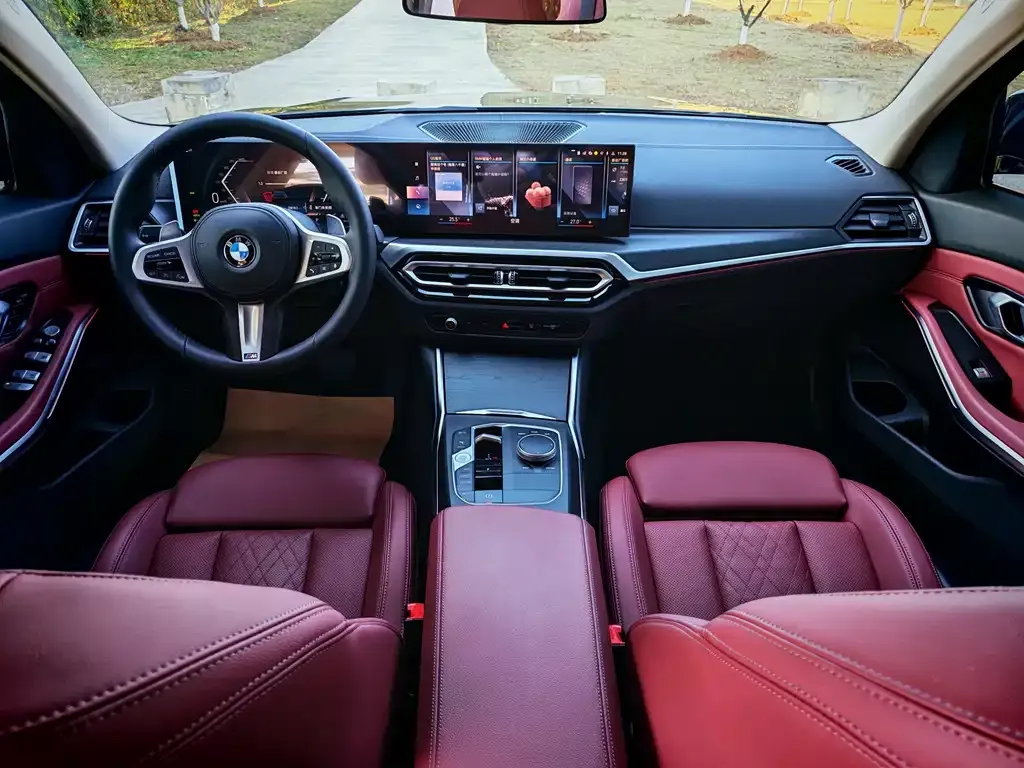 BMW 3 Series 2023 из CN, фото 10