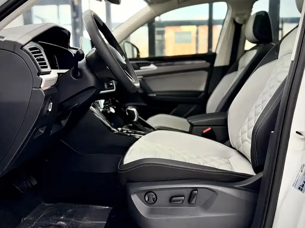 Volkswagen Tayron 2023 из CN, фото 10