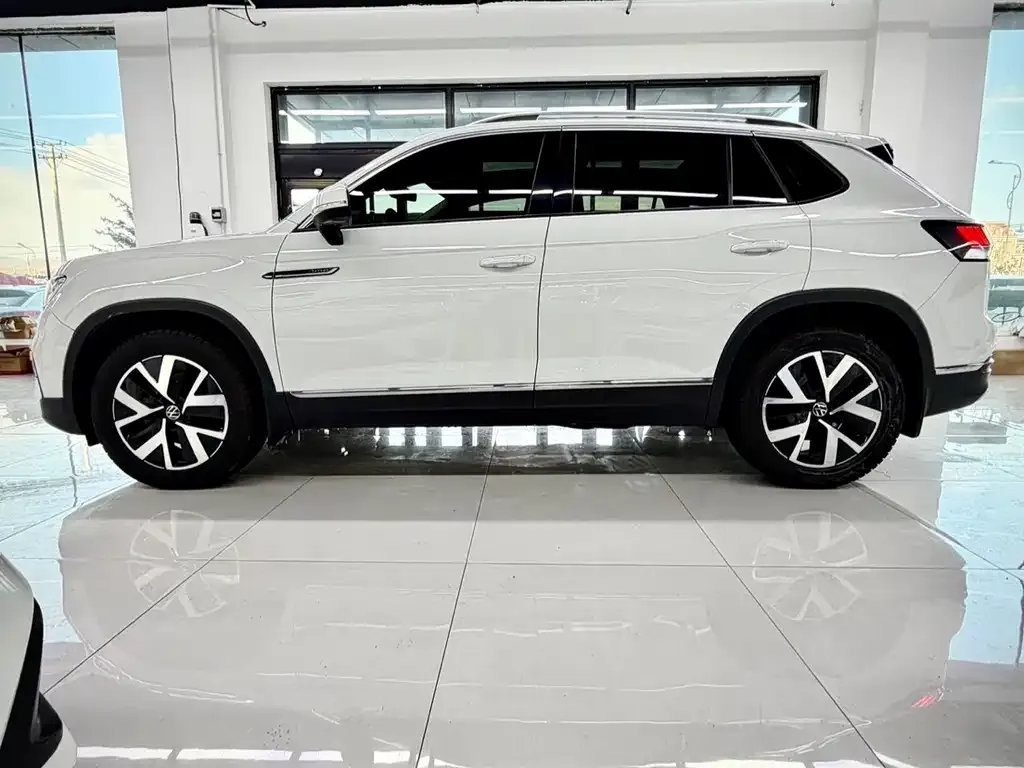 Volkswagen Tayron 2023 из CN, фото 3