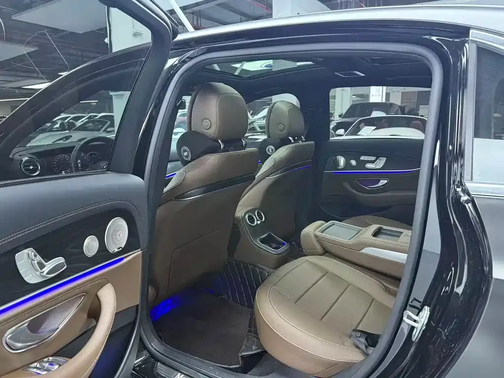 Mercedes-Benz E-Class 2023 из CN, фото 8