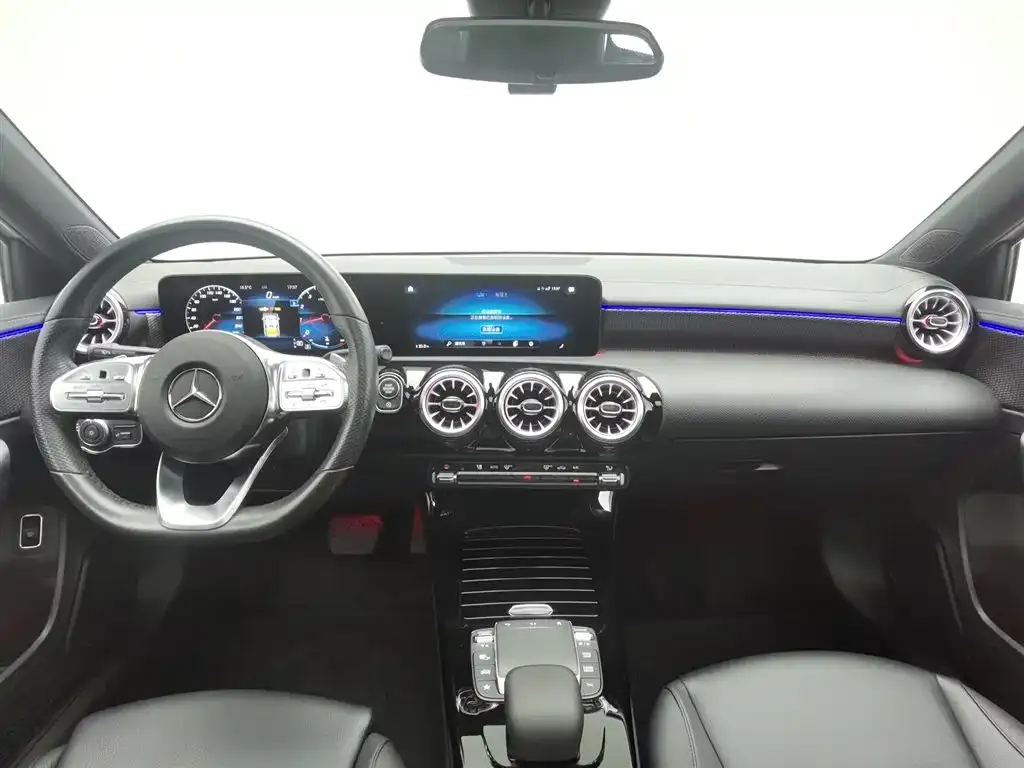 Mercedes-Benz A-Class 2023 из CN, фото 5