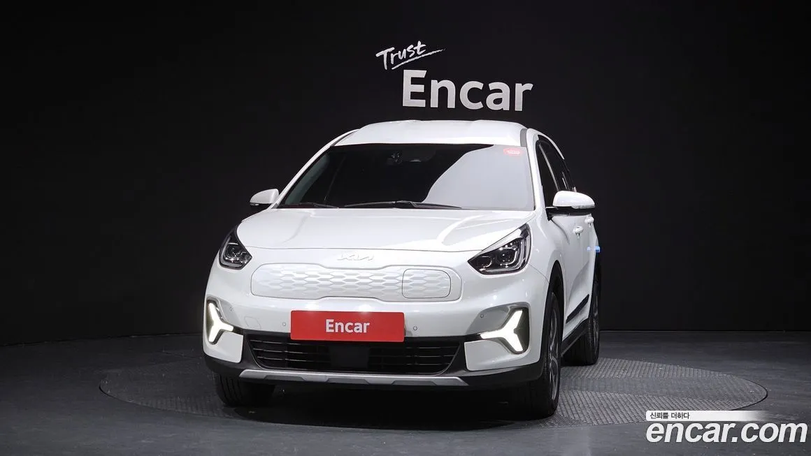 Kia Niro 2023 из KR, фото 3