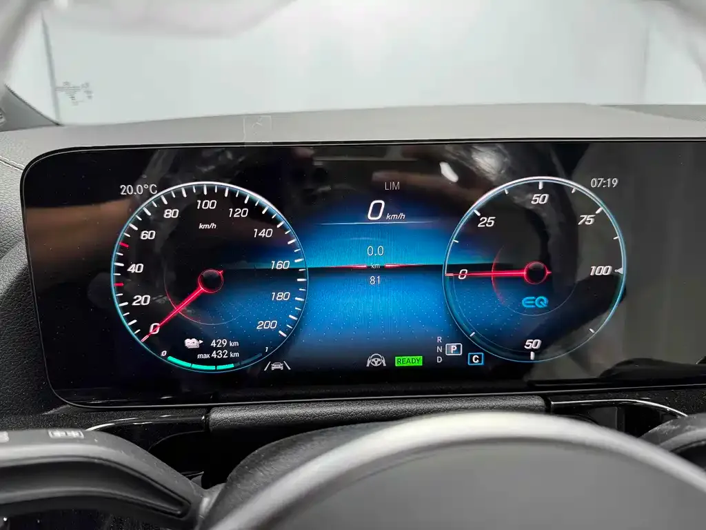 Mercedes-Benz EQA 2025 из CN, фото 10