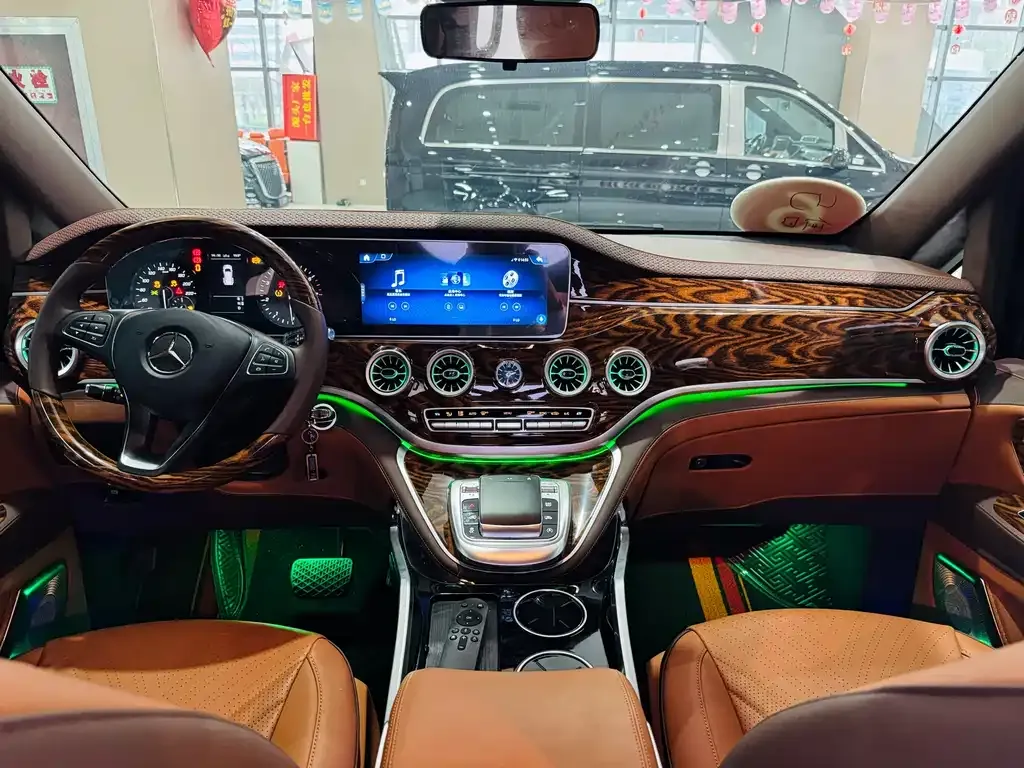 Mercedes-Benz Vito 2024 из CN, фото 8