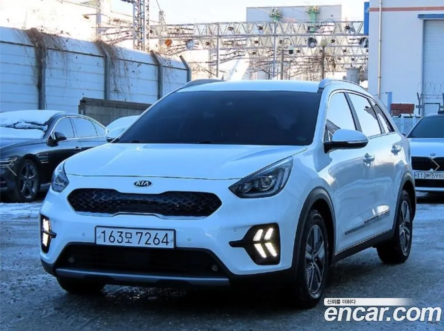 Kia Niro — фото 1