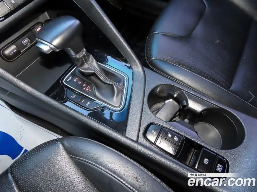 Kia Niro — фото 10