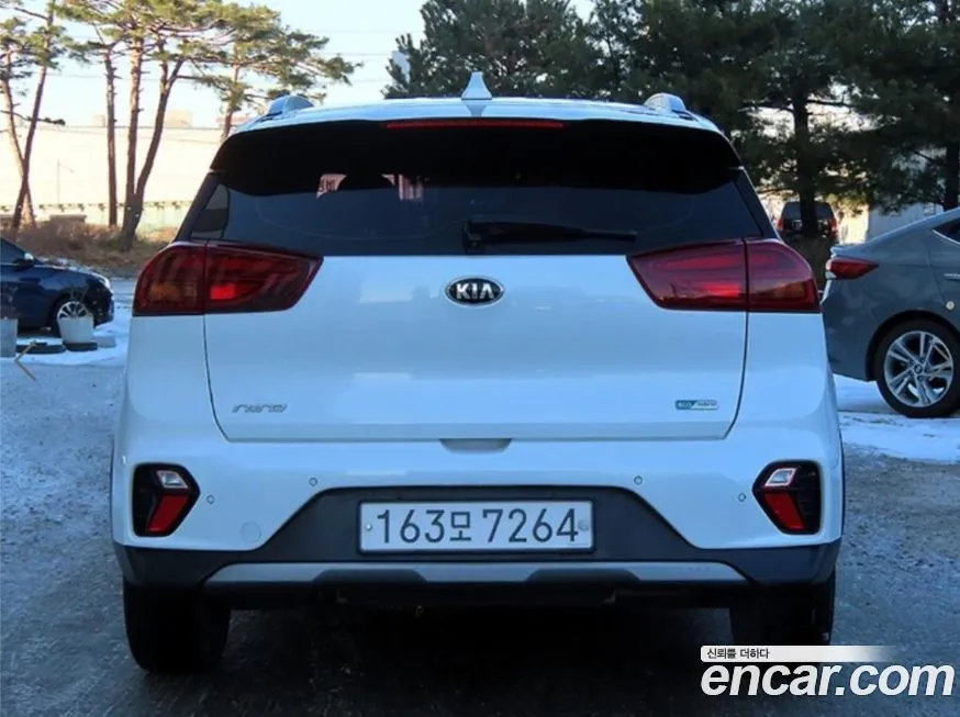Kia Niro — фото 4
