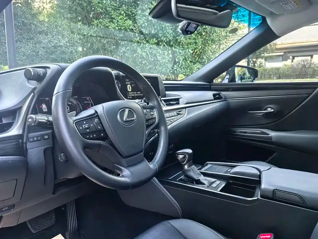 Lexus ES 2021 из CN, фото 7
