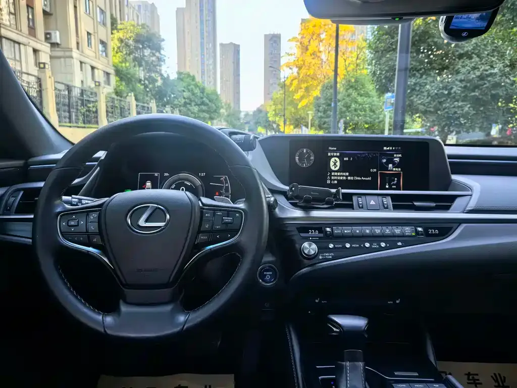 Lexus ES 2021 из CN, фото 8