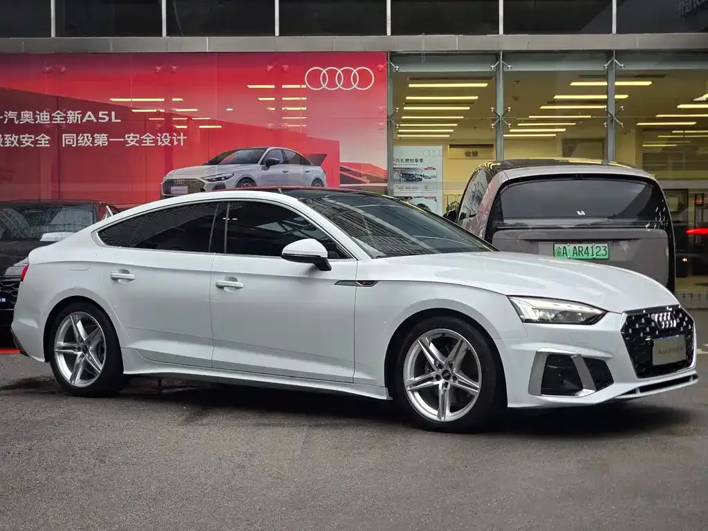 Audi A5 (Import) 2023 из CN, фото 4