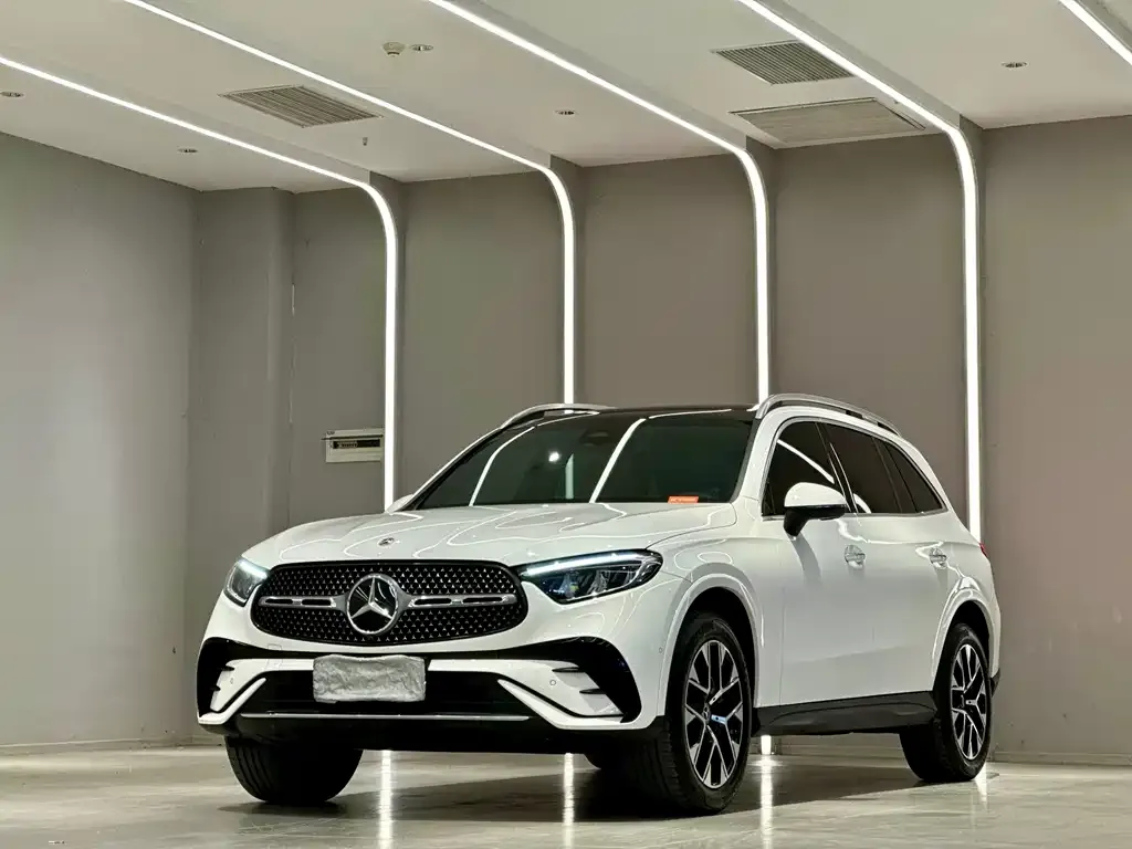 Mercedes-Benz GLC 2024 из CN, фото 1