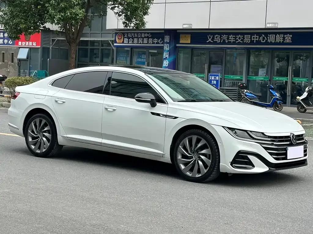 Volkswagen CC 2022 из CN, фото 3