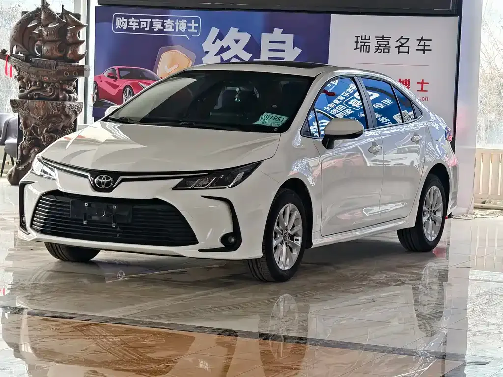 Toyota Corolla 2021 из CN, фото 2