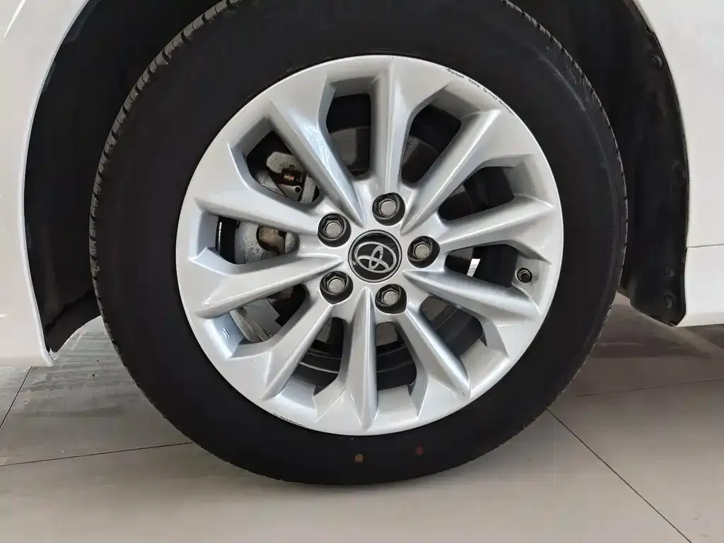 Toyota Corolla 2021 из CN, фото 5