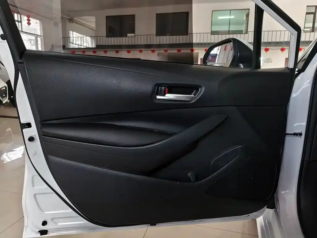 Toyota Corolla 2021 из CN, фото 7