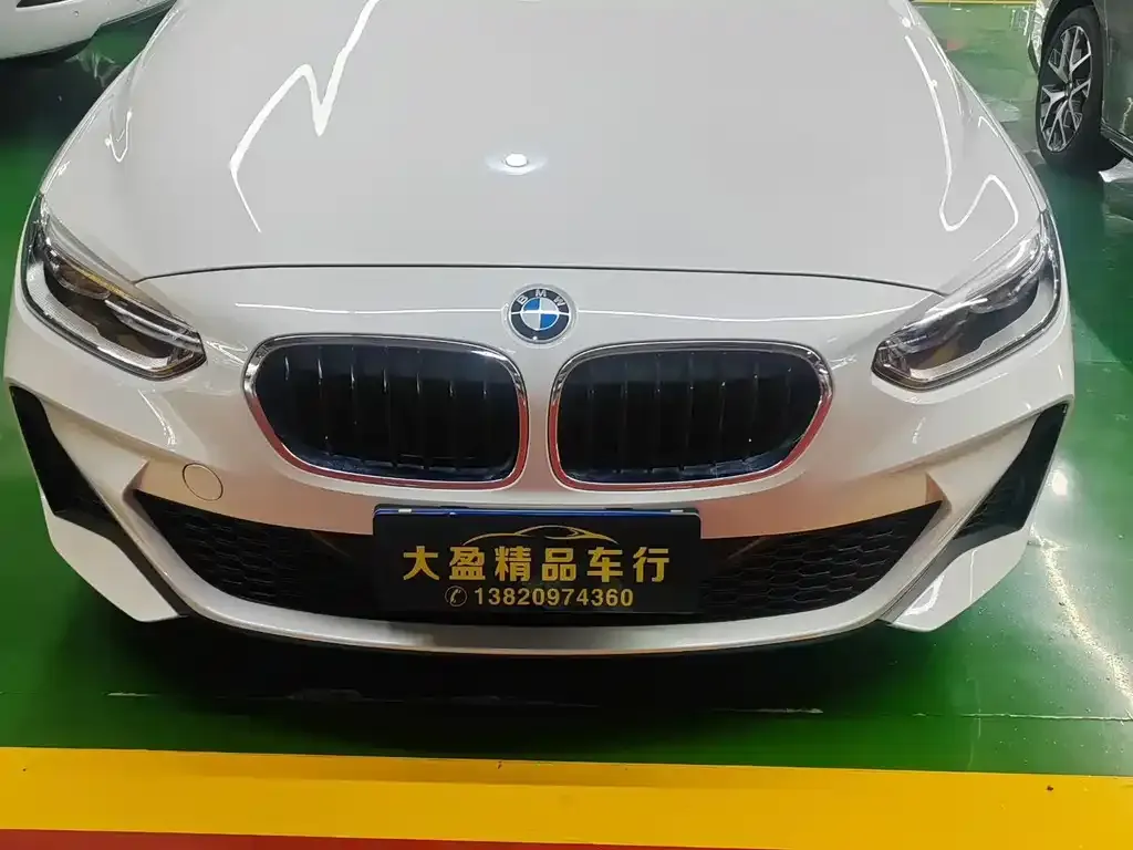 BMW 1 Series 2023 из CN, фото 3