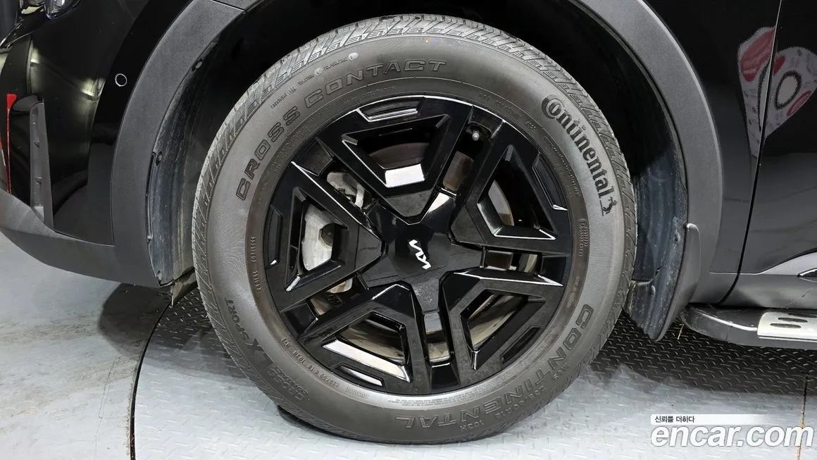 Kia Sorento — фото 5
