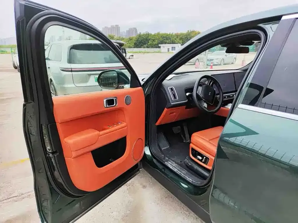 Li Auto L8 2024 из CN, фото 3
