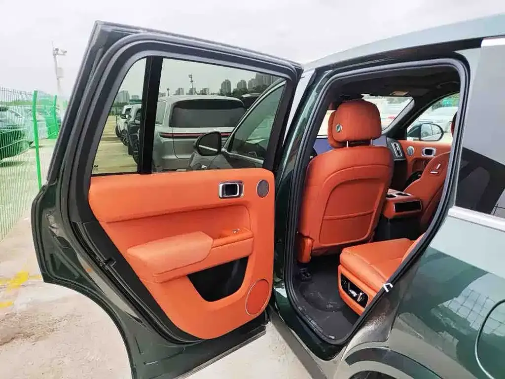 Li Auto L8 2024 из CN, фото 4