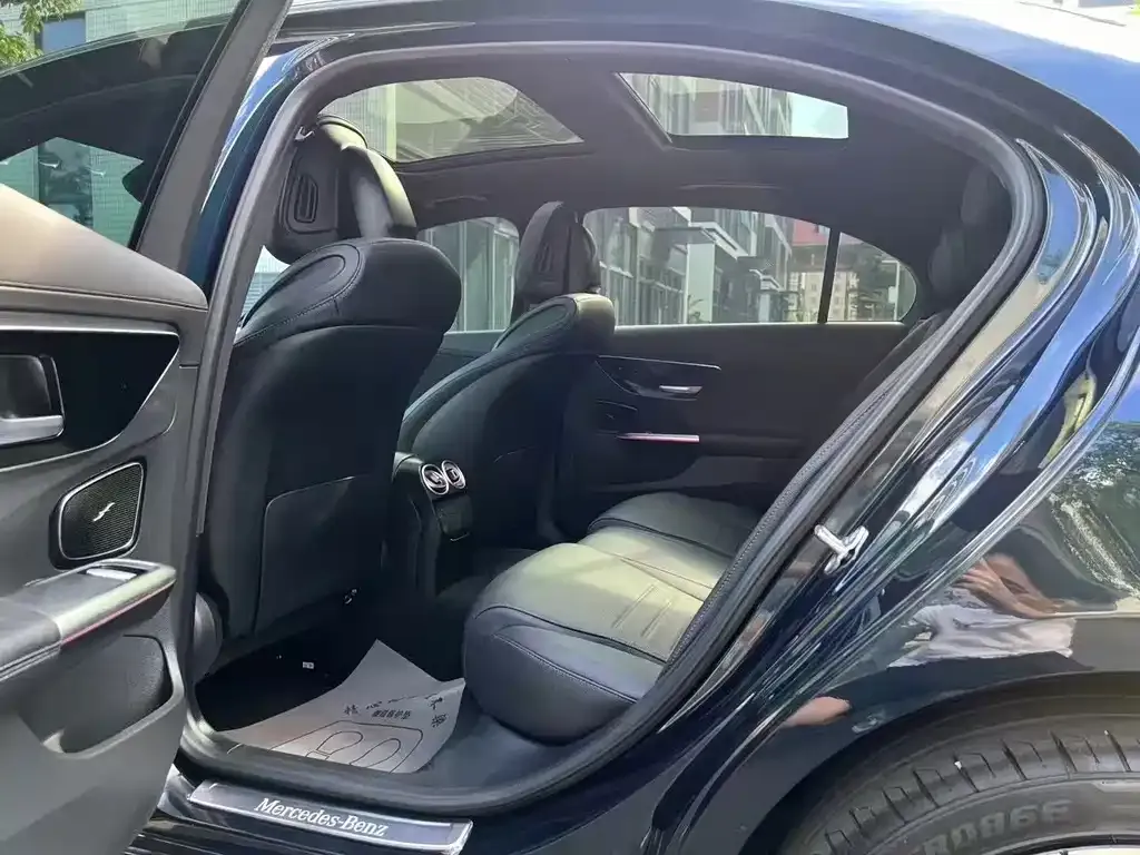 Mercedes-Benz C-Class 2023 из CN, фото 5