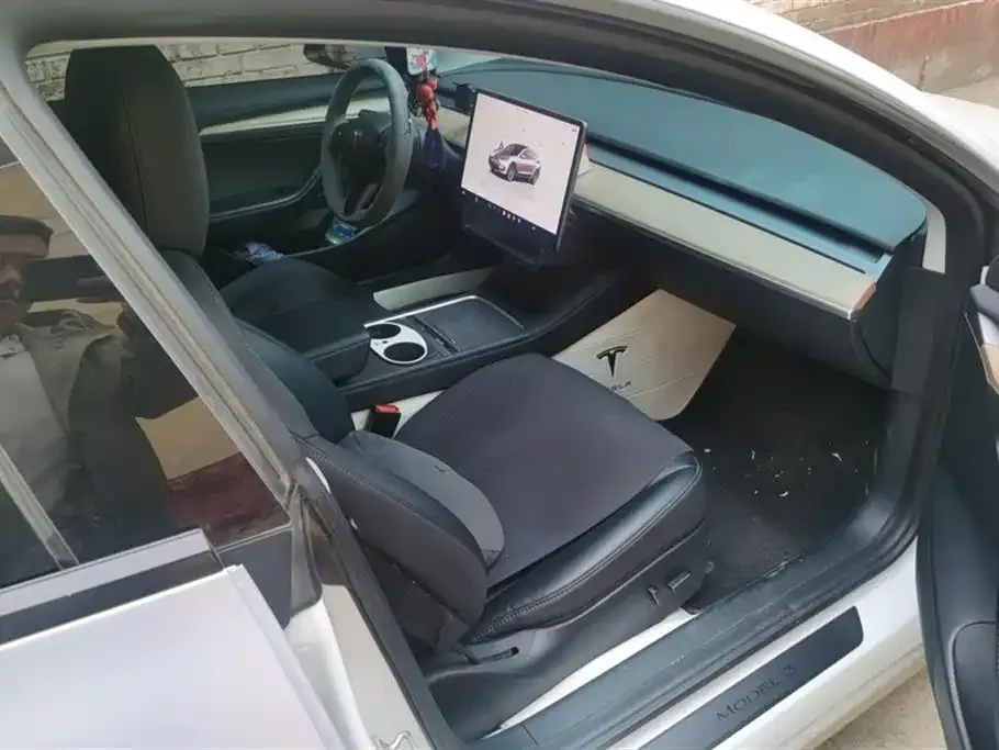 Tesla Model 3 2023 из CN, фото 8