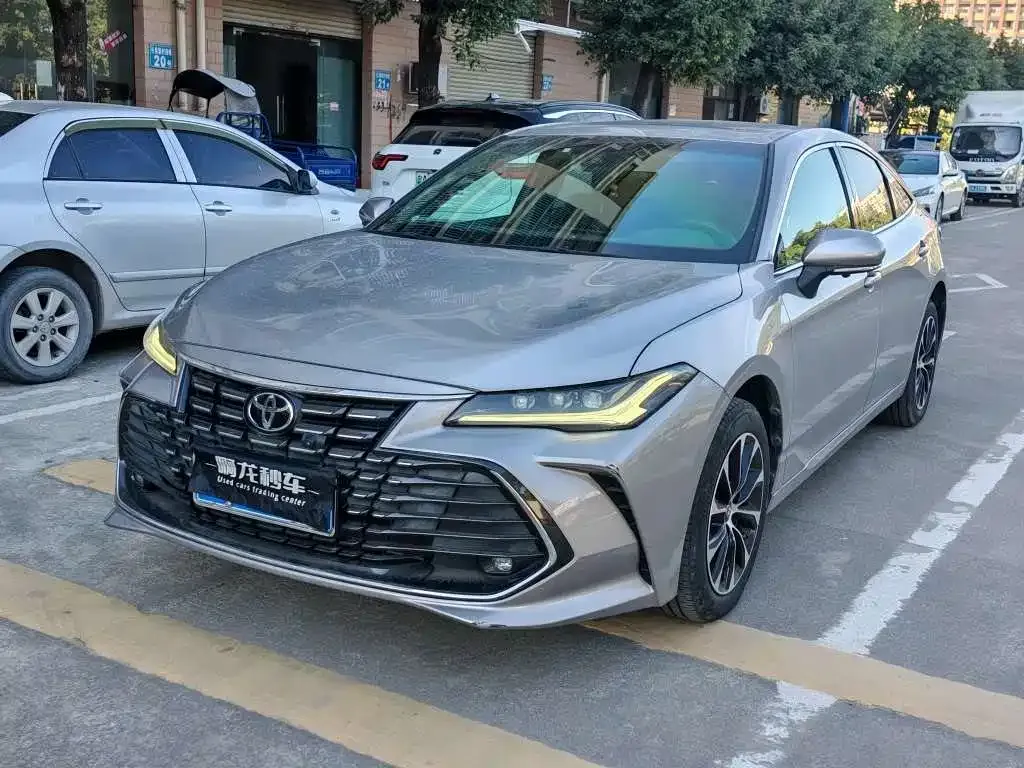 Toyota Avalon 2022 из CN, фото 1