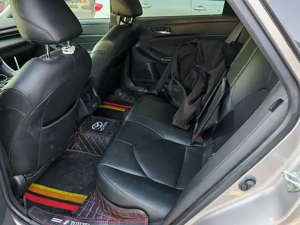 Toyota Avalon 2022 из CN, фото 8
