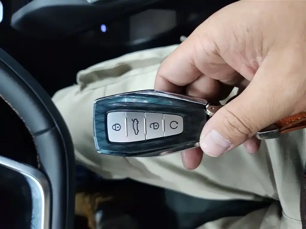 Geely Xingyue L 2023 из CN, фото 9