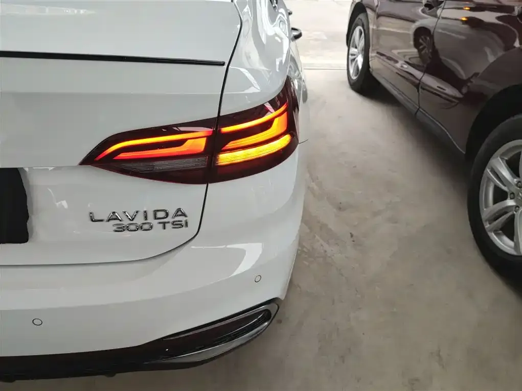 Volkswagen Lavida 2024 из CN, фото 8