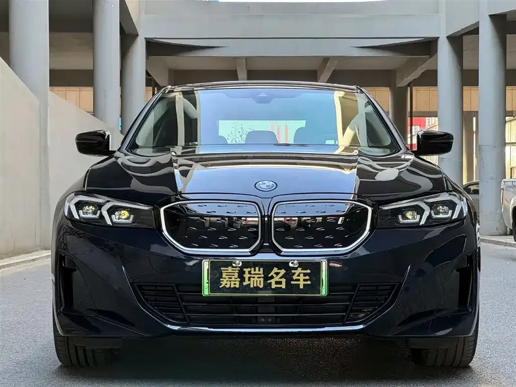BMW i3 2024 из CN, фото 2
