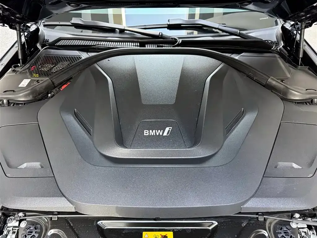 BMW i3 2024 из CN, фото 7