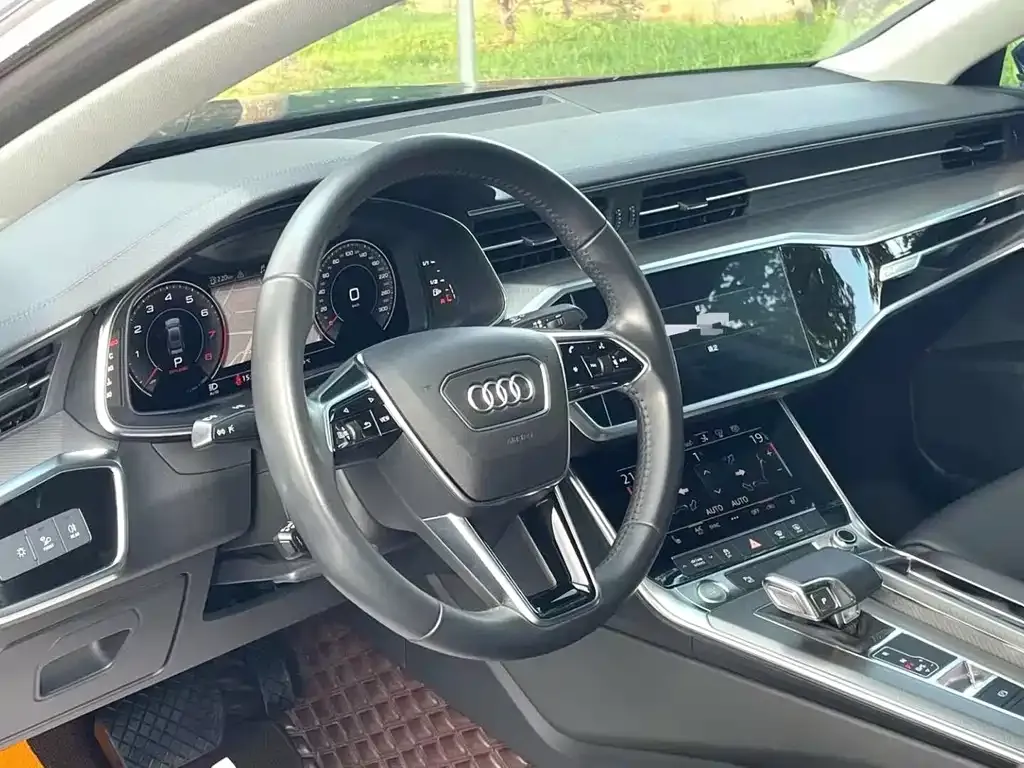 Audi A7 2021 из CN, фото 3