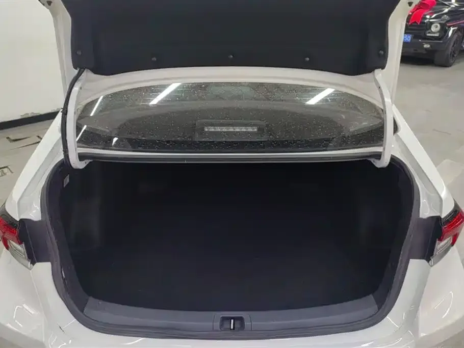 Toyota Corolla 2022 из CN, фото 4