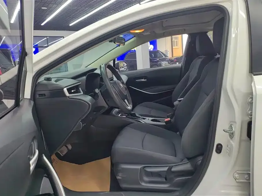 Toyota Corolla 2022 из CN, фото 9