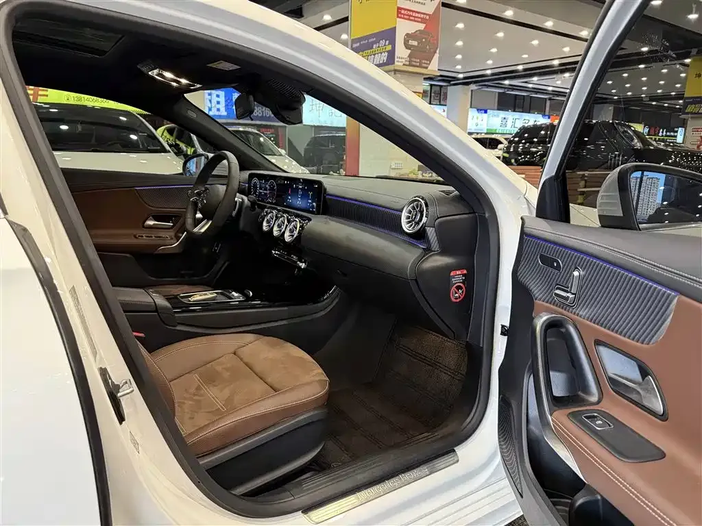 Mercedes-Benz A-Class 2024 из CN, фото 6