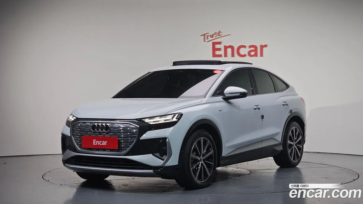 Audi Q4 e-tron 2024 из KR, фото 1