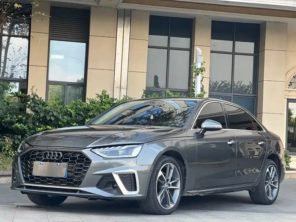 Audi A4L 2021 из CN, фото 1