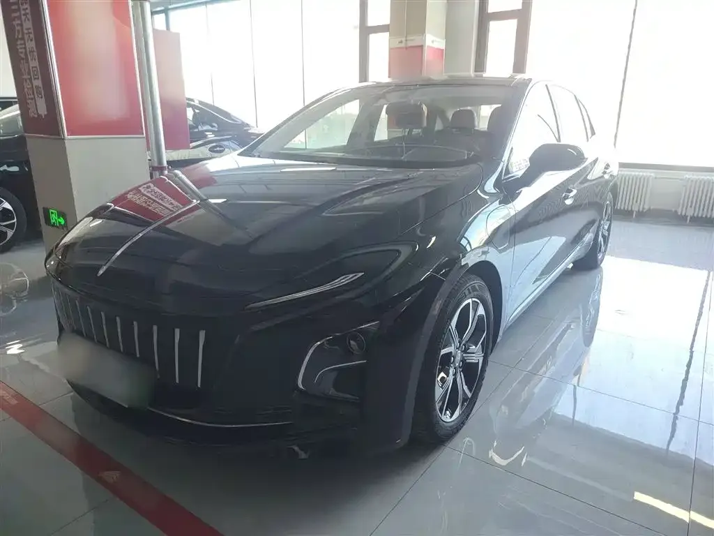 Hongqi E-QM5 2024 из CN, фото 2