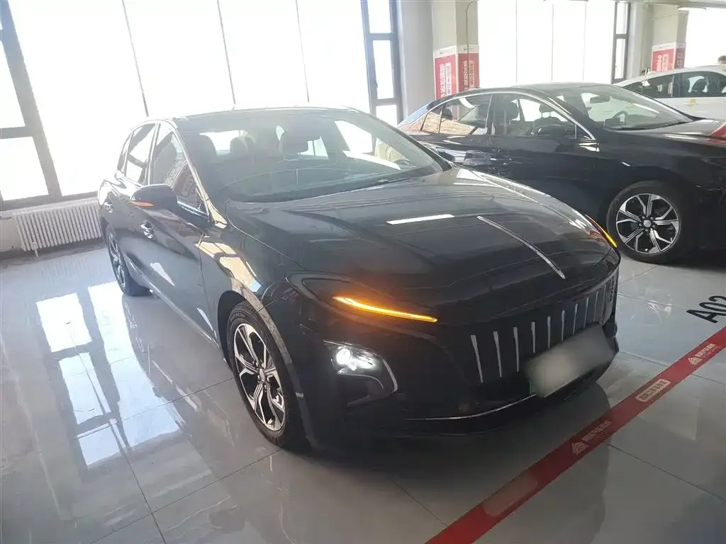 Hongqi E-QM5 2024 из CN, фото 4