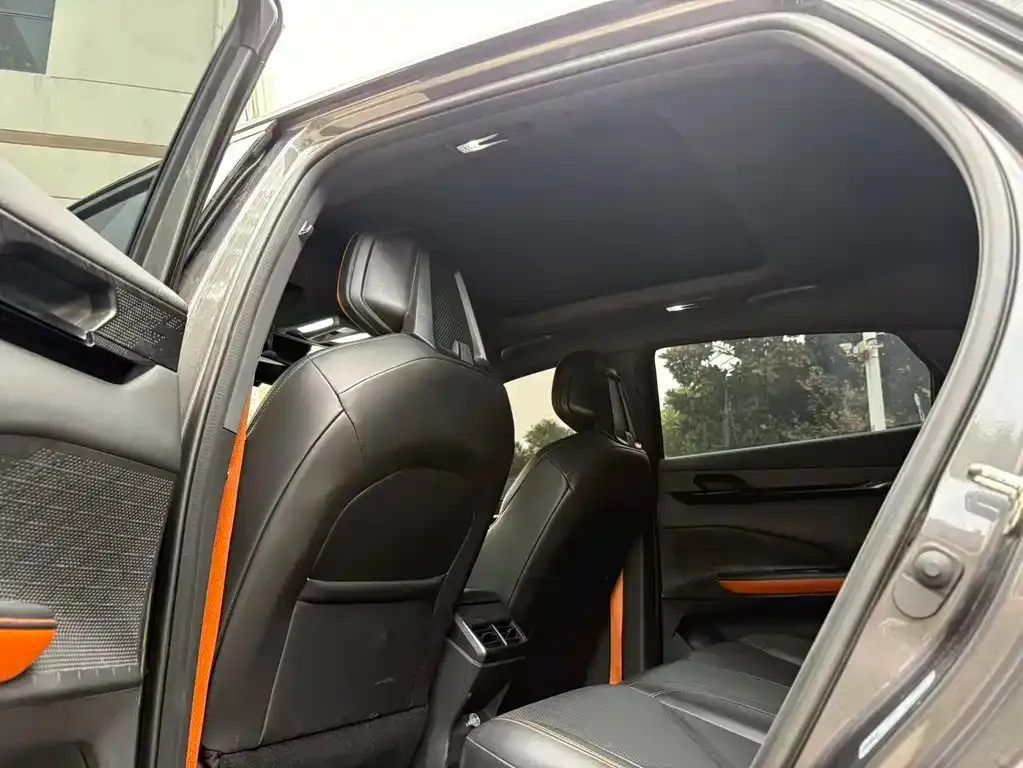 Changan UNI-V 2023 из CN, фото 7