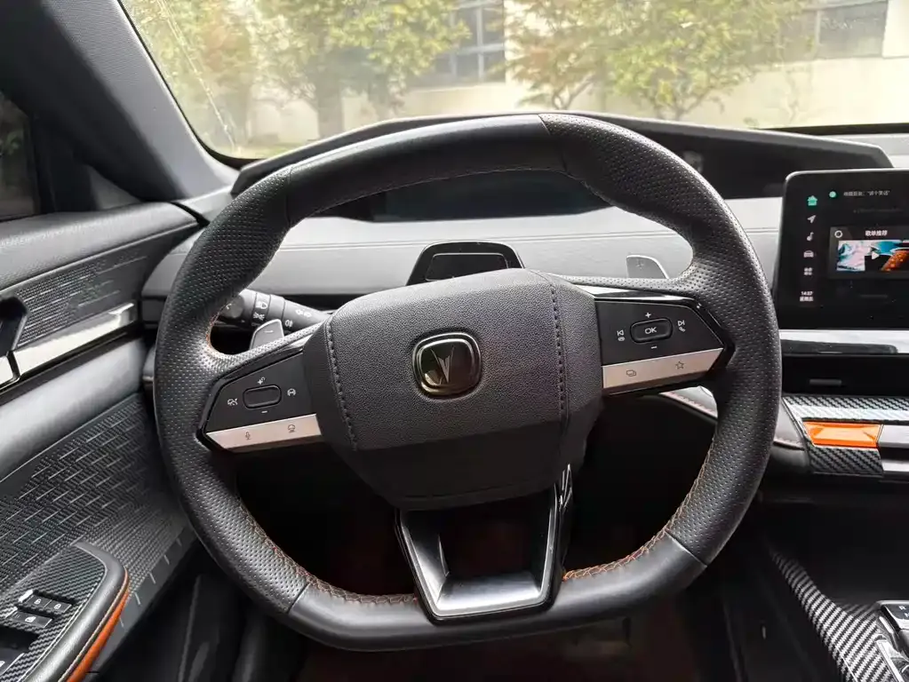 Changan UNI-V 2023 из CN, фото 9