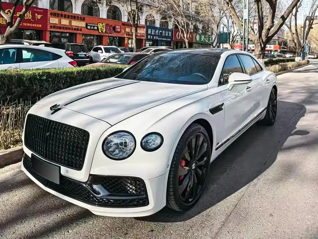 Bentley Flying Spur 2023 из CN, фото 1